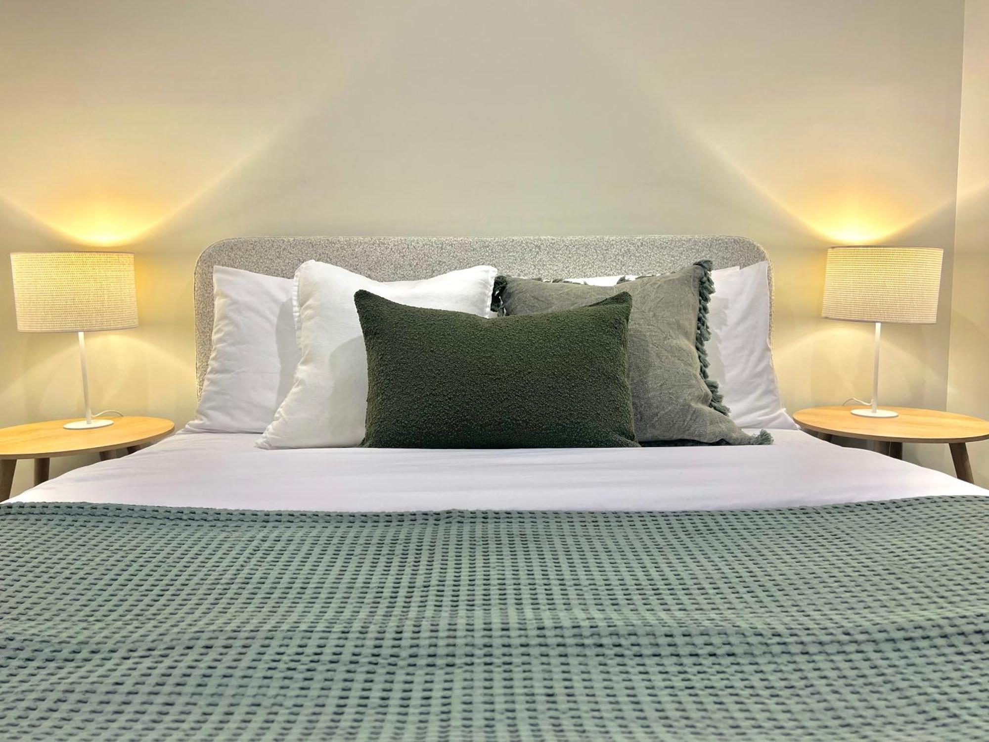 Harbour Towers, Newcastle'S Elite Apartment Stays, Free Parking & Tram Access Eksteriør bilde