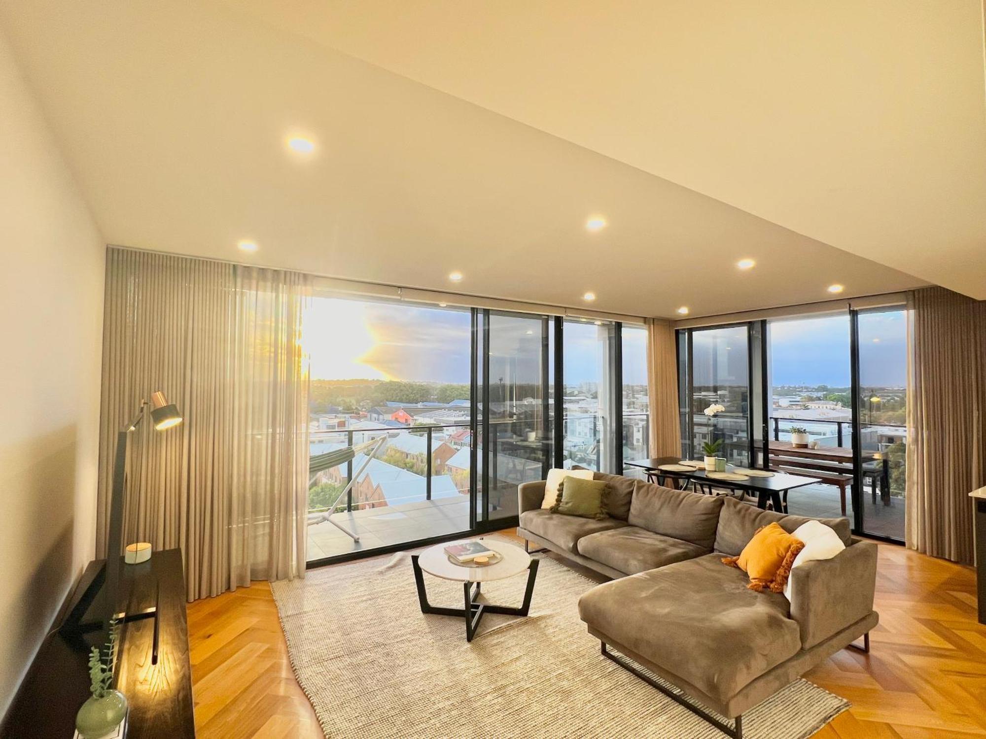 Harbour Towers, Newcastle'S Elite Apartment Stays, Free Parking & Tram Access Eksteriør bilde