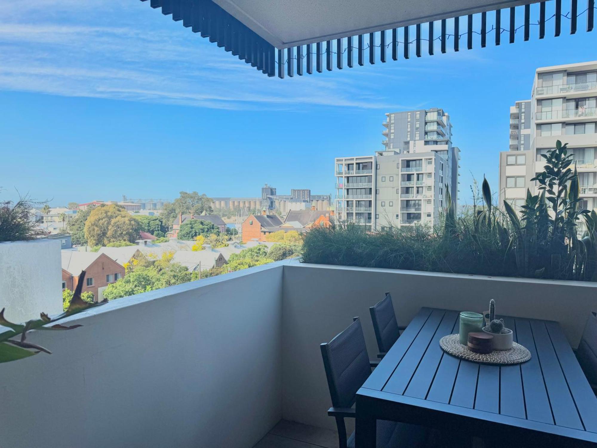 Harbour Towers, Newcastle'S Elite Apartment Stays, Free Parking & Tram Access Eksteriør bilde